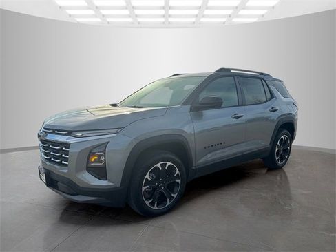 New 2026 Chevrolet Equinox LT w/ Convenience Package II image 4