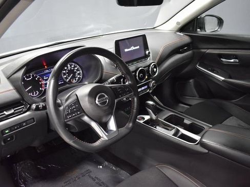 Certified 2023 Nissan Sentra SR w/ Electronics Package image 4