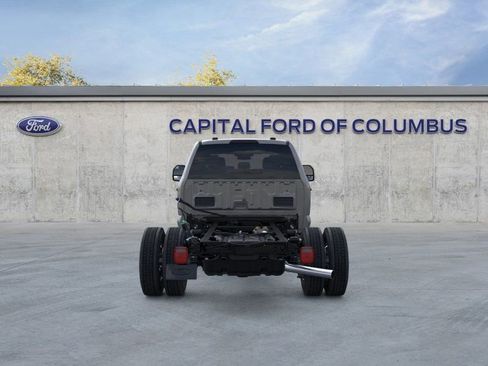 New 2026 Ford F550 4x4 Crew Cab Super Duty w/ XLT Value Package image 7