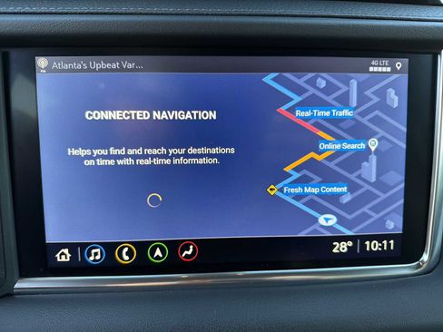 Used 2021 GMC Yukon Denali w/ Denali Premium Package image 6