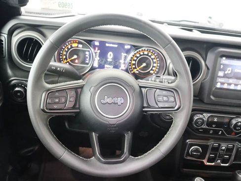 Used 2023 Jeep Wrangler Unlimited Sport AWD/4WD image 10