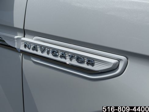 Used 2024 Lincoln Navigator Reserve AWD/4WD image 41