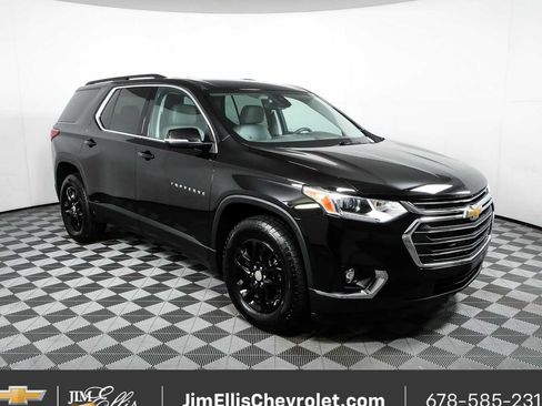 Certified 2021 Chevrolet Traverse LT AWD/4WD image 1