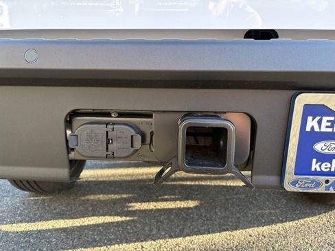 New 2025 Ford Maverick XLT w/ XLT Luxury Package image 16