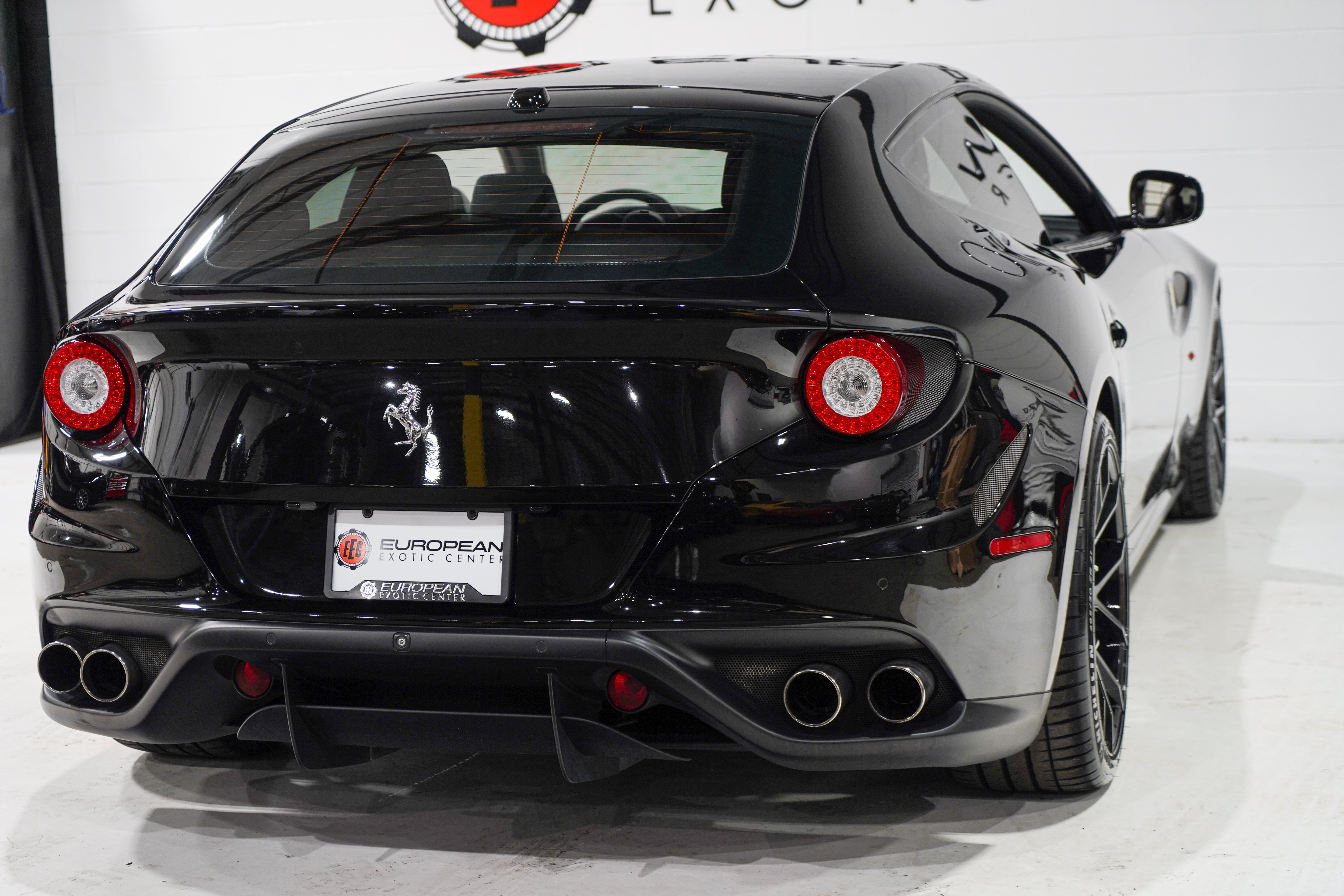 Used 2014 Ferrari FF AWD/4WD image 37