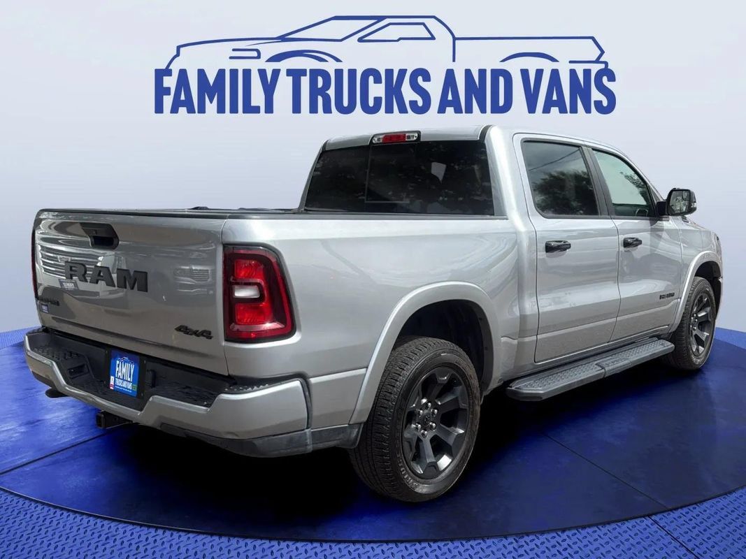 Used 2025 RAM 1500 Big Horn AWD/4WD image 5
