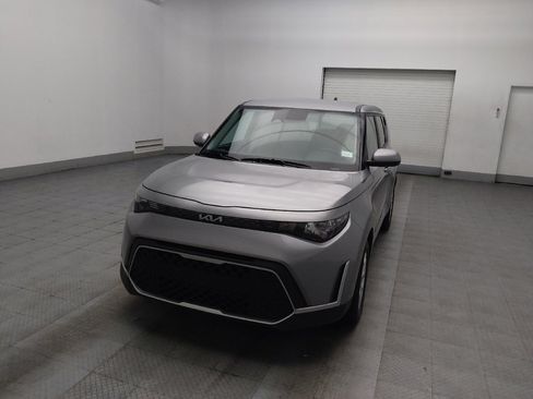 Used 2025 Kia Soul LX image 15