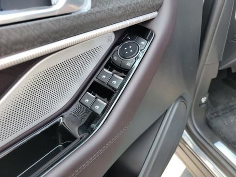New 2025 Ford Explorer Platinum w/ LUX Leather Package image 21