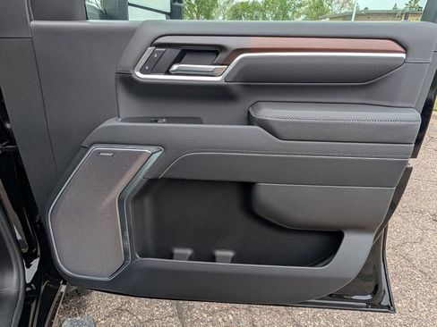 New 2026 GMC Sierra 3500 Denali w/ Denali Reserve Package AWD/4WD image 24