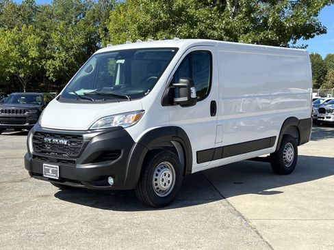 Used 2024 RAM ProMaster 1500 w/ Convenience Group image 4