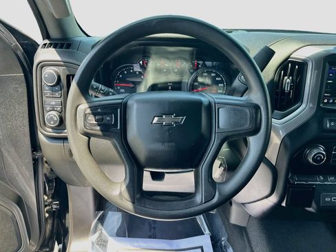 Used 2021 Chevrolet Silverado 1500 Custom Trail Boss AWD/4WD image 11
