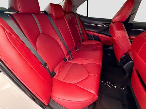 Used 2019 Toyota Camry XSE w/ Driver Assist Package image 14