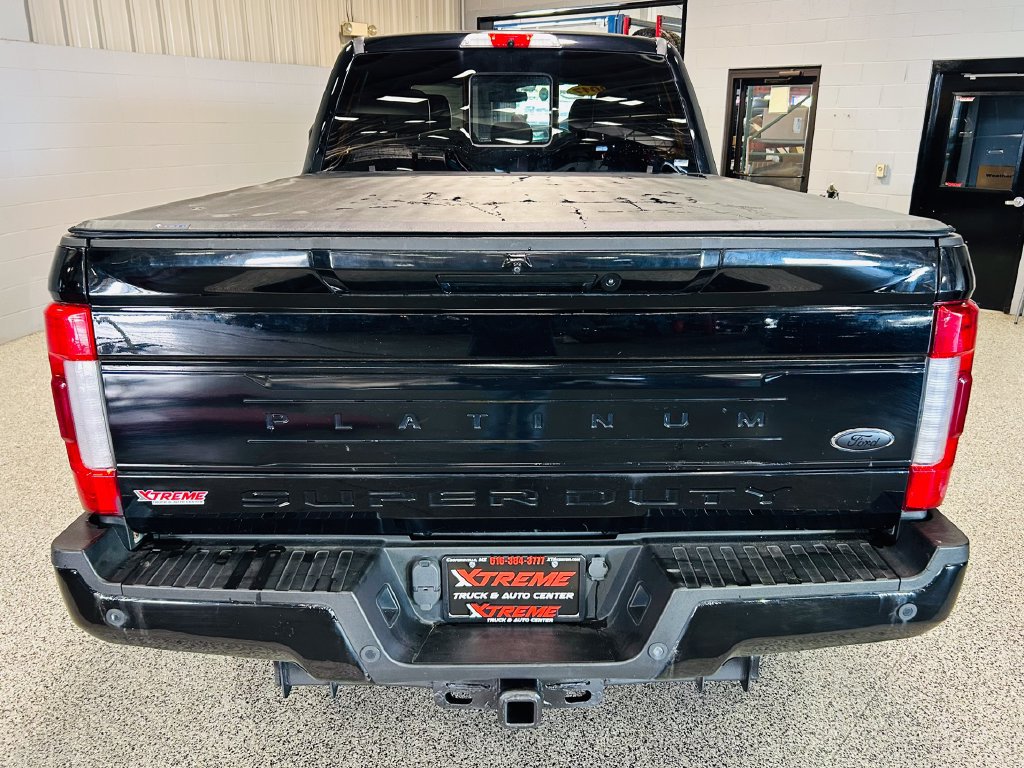 Used 2017 Ford F250 Platinum w/ Platinum Ultimate Package AWD/4WD image 5