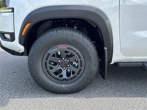 New 2026 Nissan Frontier PRO-4X w/ Pro-4x Convenience Package image 12