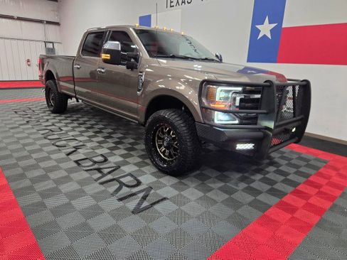 Used 2022 Ford F350 King Ranch w/ Chrome Package AWD/4WD image 24