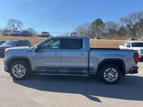 Used 2024 GMC Sierra 1500 Denali image 8