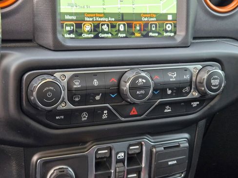 Used 2021 Jeep Gladiator Mojave image 34