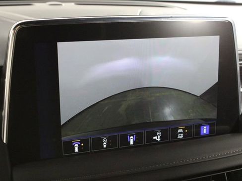 Used 2024 Chevrolet Tahoe LT w/ Luxury Package image 41