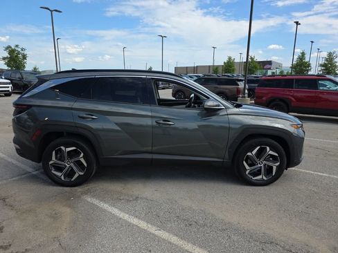 Used 2024 Hyundai Tucson Limited AWD/4WD image 4