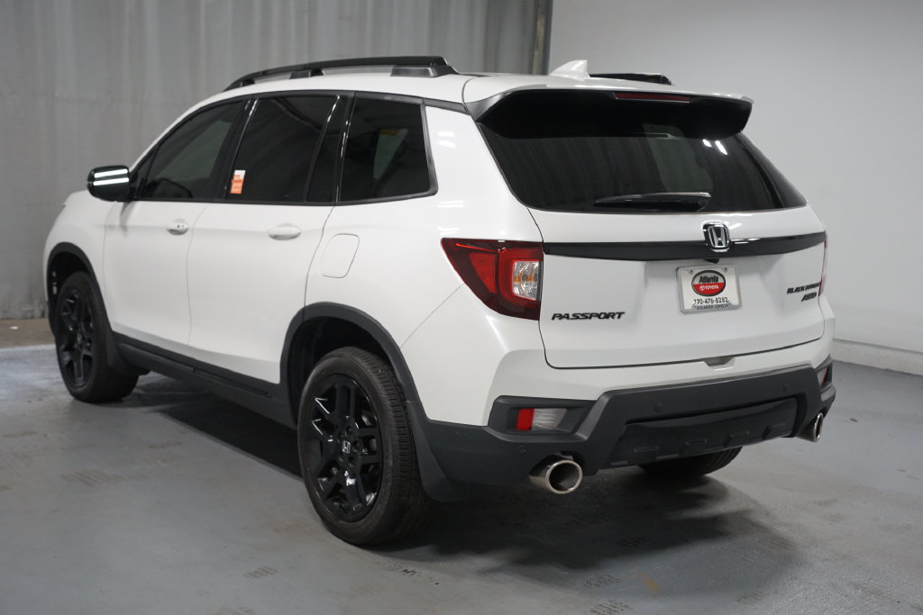 Used 2024 Honda Passport Black Edition image 6