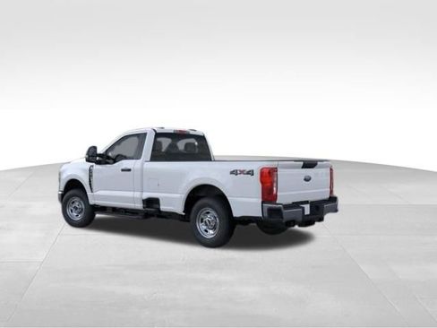New 2026 Ford F250 XL w/ XL Chrome Package RWD image 5