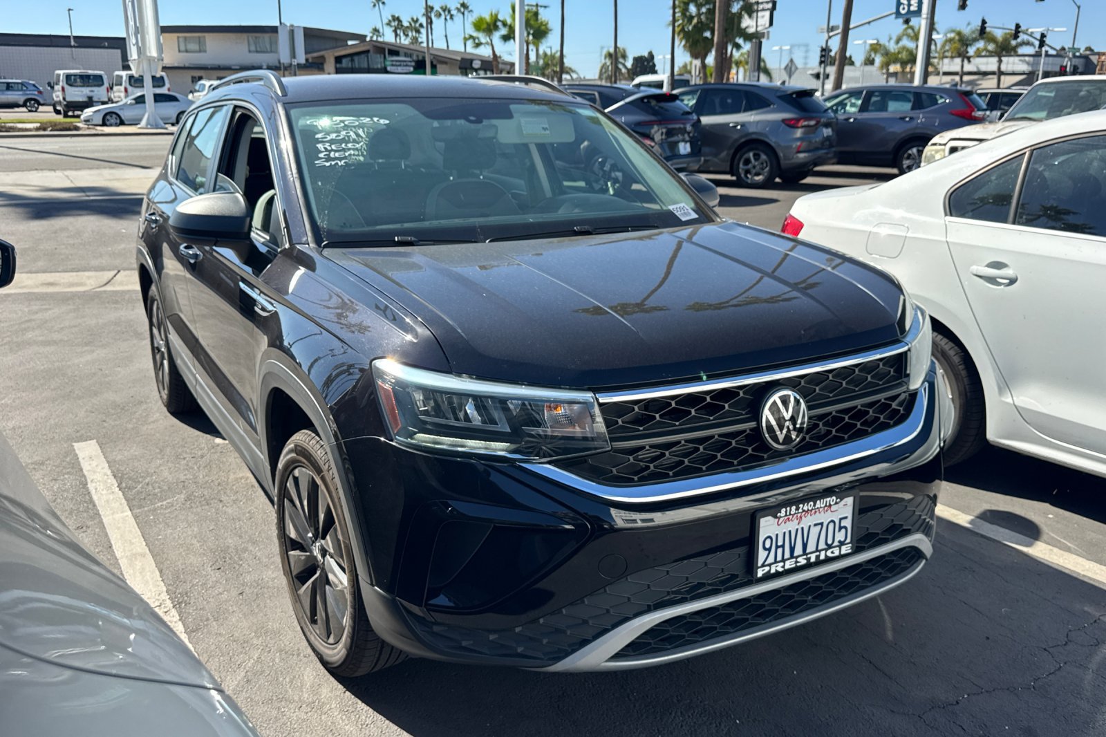 Used 2023 Volkswagen Taos S FWD image 2