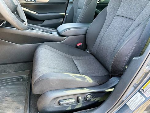 Used 2024 Honda Accord EX image 27