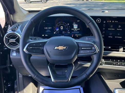 Used 2025 Chevrolet Equinox LT image 26