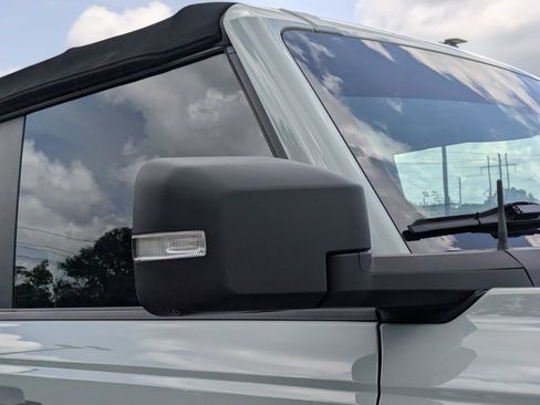 Used 2022 Ford Bronco Wildtrak AWD/4WD image 13