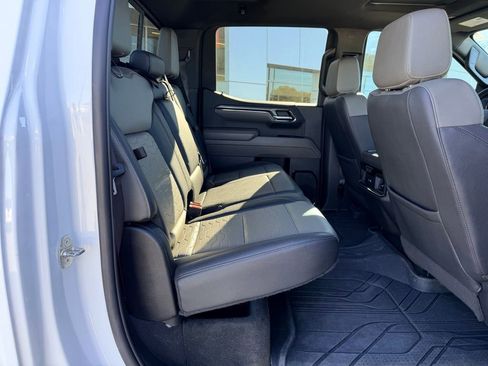 Used 2024 Chevrolet Silverado 1500 ZR2 w/ Technology Package AWD/4WD image 14