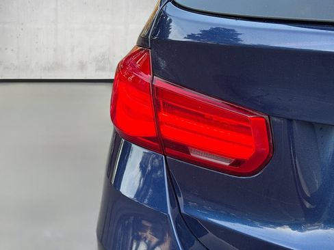 Used 2018 BMW 330i xDrive Wagon image 36