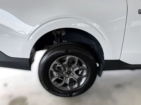 Certified 2022 Ford Maverick XLT FWD image 13