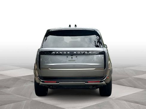Used 2024 Land Rover Range Rover SE AWD/4WD image 7