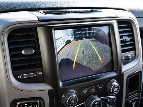 Used 2021 RAM 1500 Express w/ Express Value Package AWD/4WD image 33