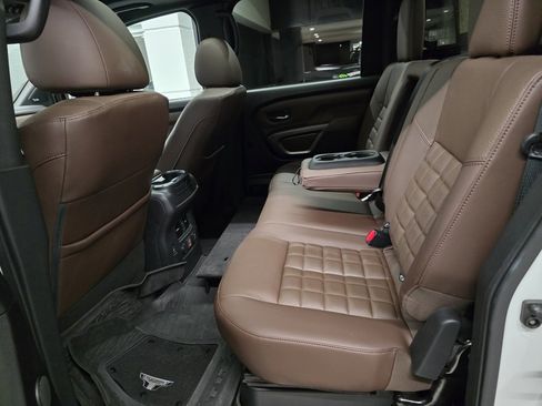 Used 2024 Nissan Titan Platinum Reserve w/ Moonroof Package image 39