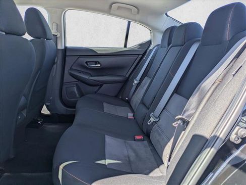Used 2023 Nissan Sentra SR w/ Midnight Edition Package FWD image 17