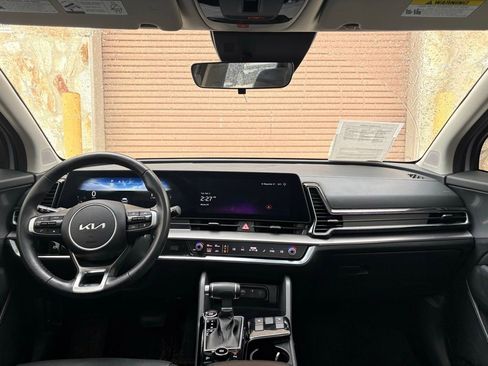 Used 2024 Kia Sportage SX image 22