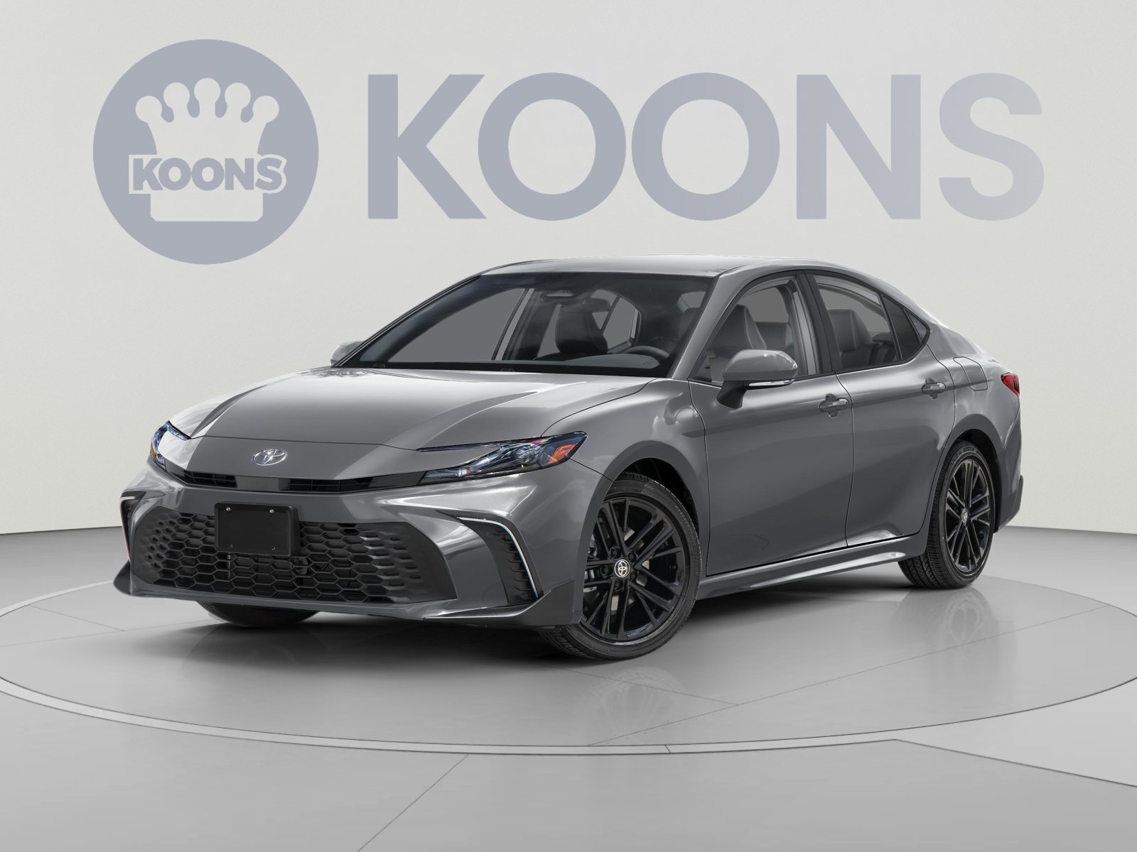 Used 2025 Toyota Camry SE FWD image 1