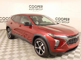 Used 2025 Chevrolet Trax RS w/ Sunroof Package image 1
