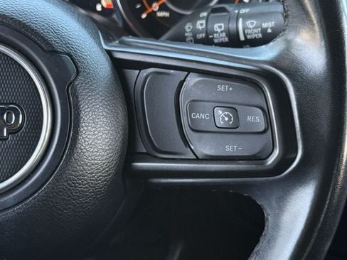 Used 2022 Jeep Wrangler Unlimited Sport w/ Sun And Sound Package AWD/4WD image 13