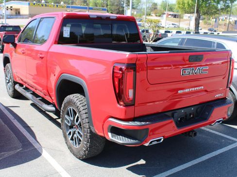 Used 2021 GMC Sierra 1500 AT4 w/ Technology Package image 8