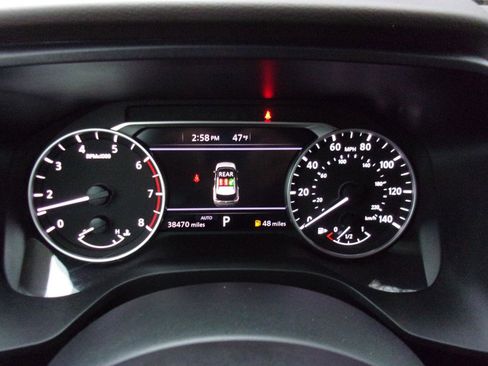 Used 2023 Nissan Rogue SV AWD/4WD image 19