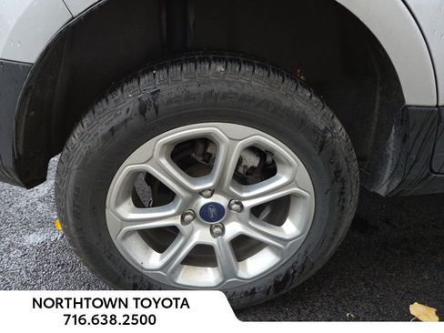Used 2021 Ford EcoSport SE image 5