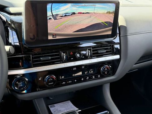 New 2026 Nissan Pathfinder SV image 18