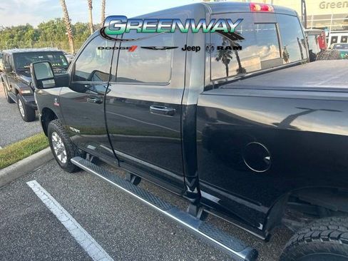 Used 2024 RAM 2500 Laramie AWD/4WD image 5