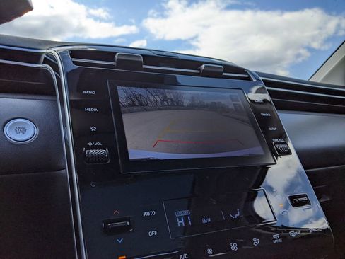 Used 2022 Hyundai Tucson SEL image 17