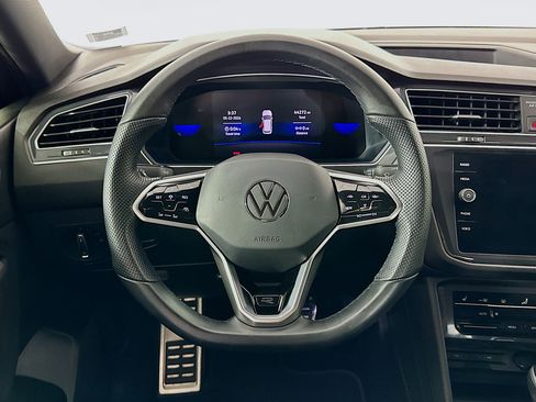 Used 2023 Volkswagen Tiguan SE R-Line AWD/4WD image 18