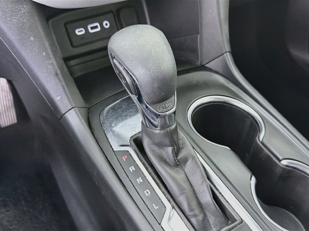 Used 2024 Chevrolet Equinox LS w/ LS Convenience Package FWD image 19