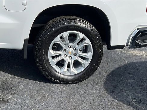 New 2026 Chevrolet Silverado 1500 LTZ w/ LTZ Premium Package image 10