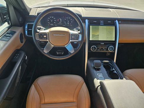 Used 2023 Land Rover Discovery HSE R-Dynamic image 19